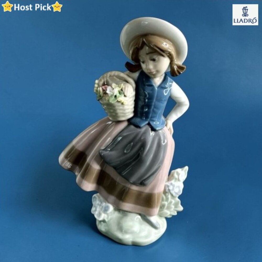 Vintage LLADRO “Linda Con Cesta” Girl with Basket Figurine - Retired, Boxed, EUC
